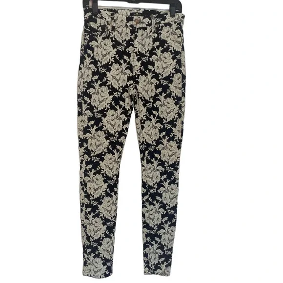 7 for all Mankind Black & White Floral Stretch Jean Leggings - Picture 2 of 13